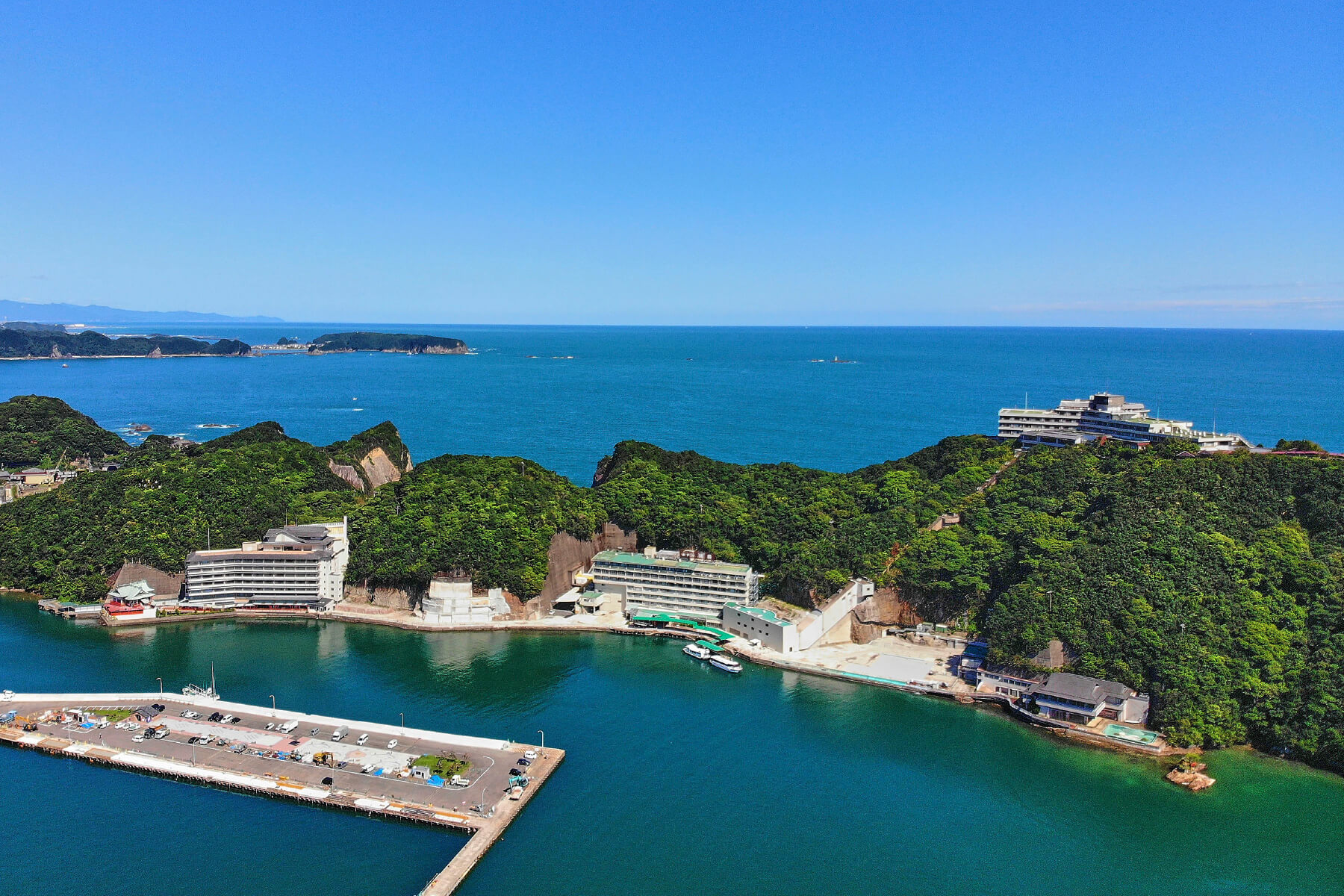 ホテル浦島の全景