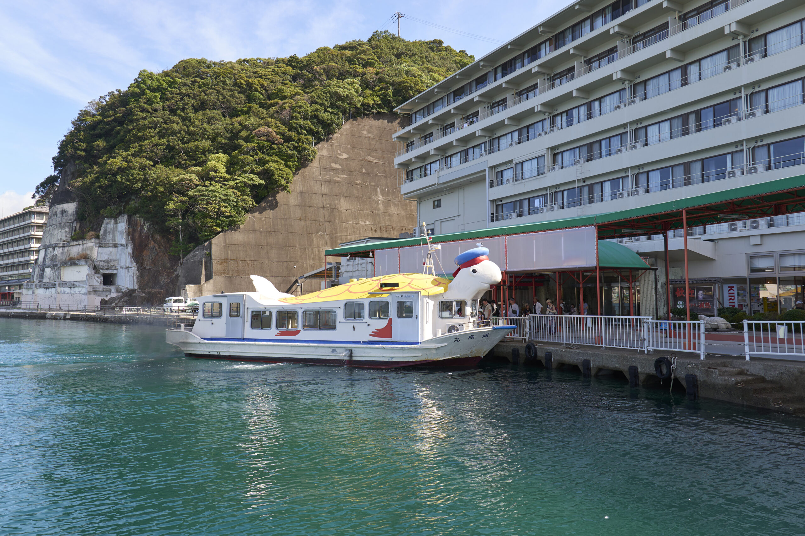 夏休みは亀の船で浦島へ！館内謎解き・大洞窟温泉巡り＆鮪解体ショー縁日バイキング【飲み放題付】