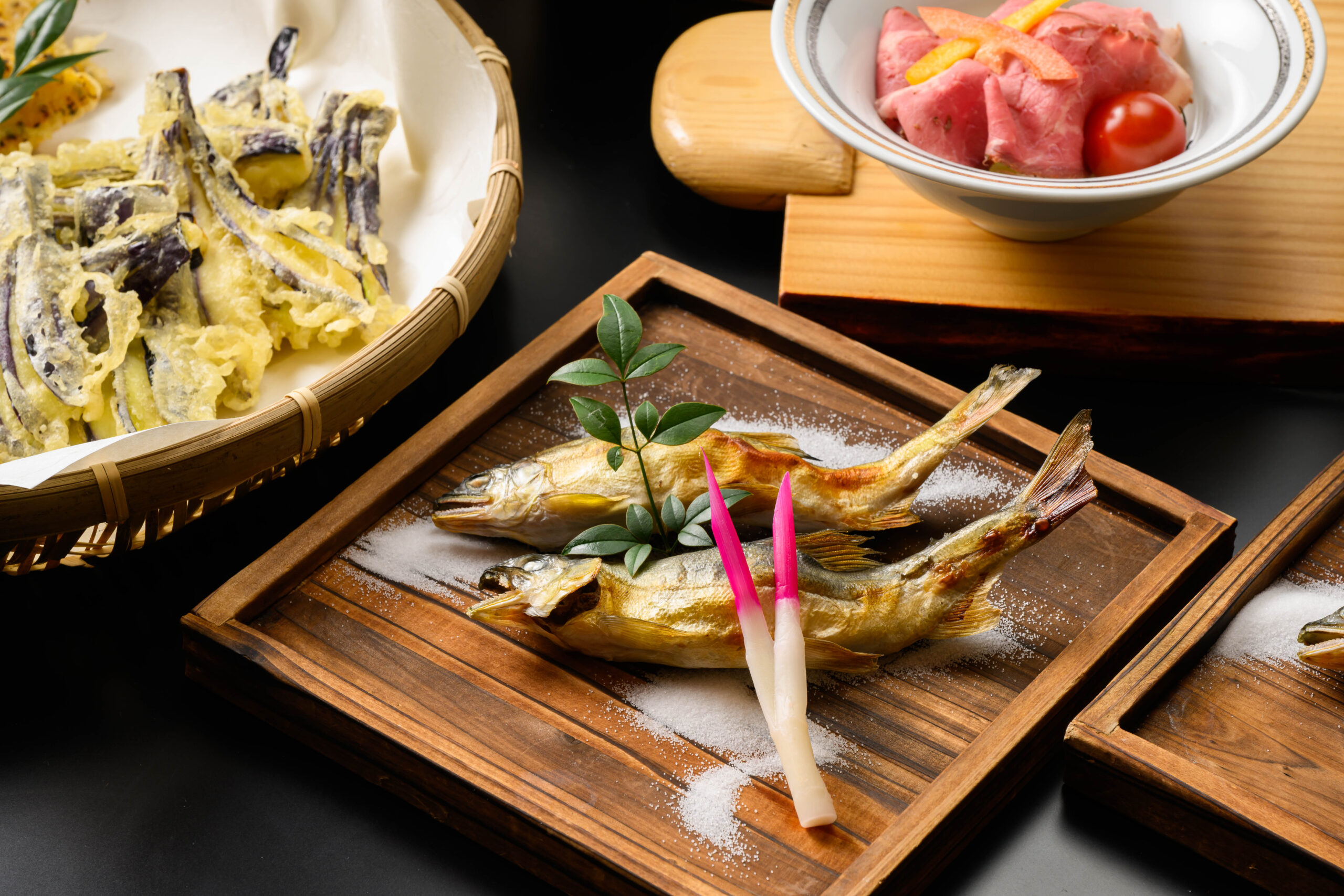 【夏休み】奥熊野の清流で川遊び＆星空の露天風呂！鮎の塩焼き食べ放題バイキング【ラウンジ無料】