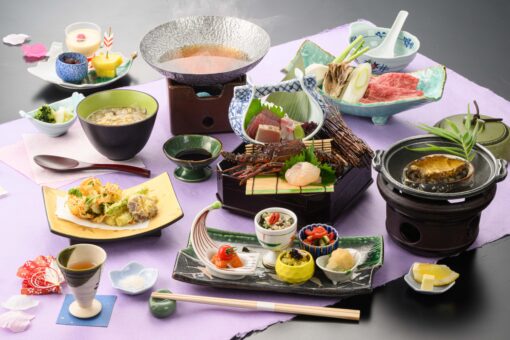 【量より質】新鮮な生まぐろと南紀勝浦の旬の食材を使った<<美味少量会席>>