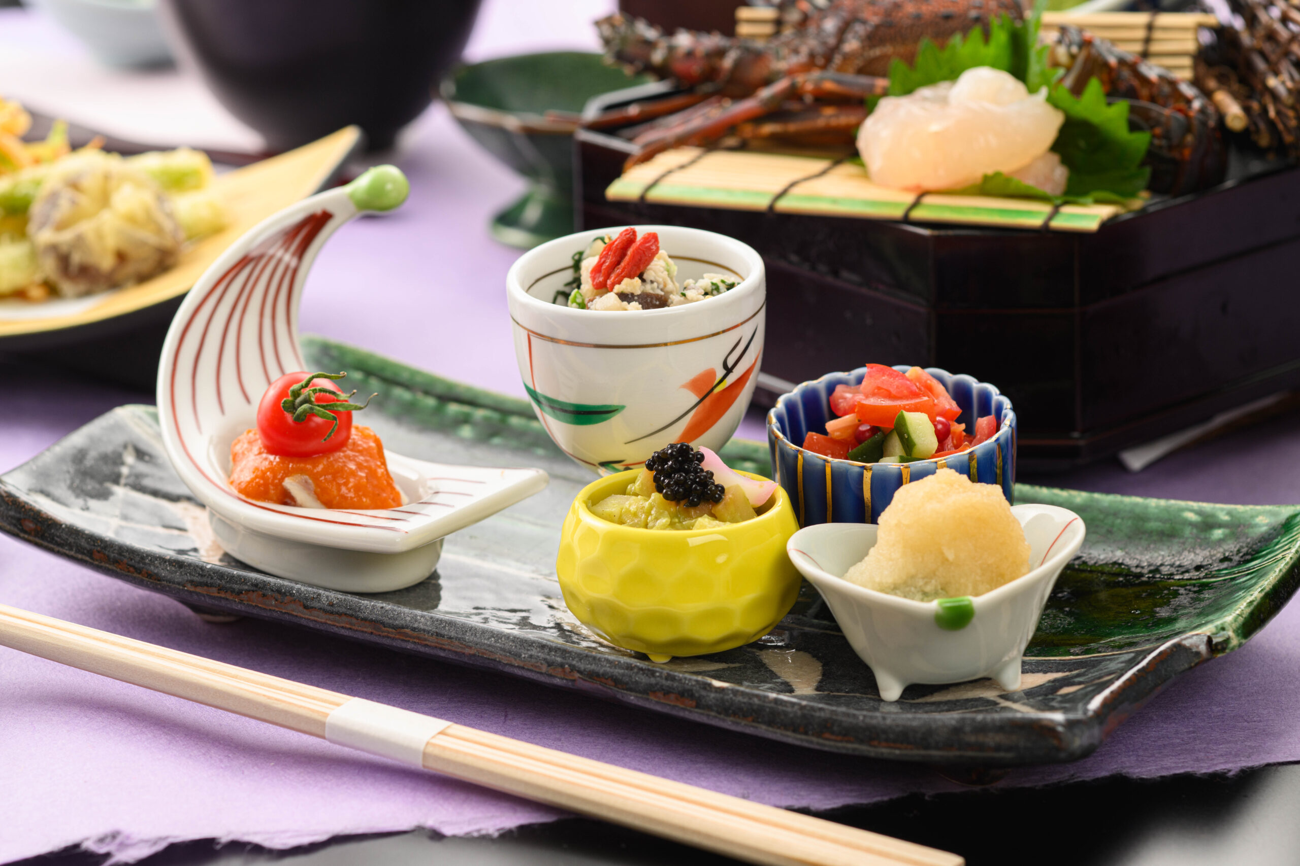 【量より質】新鮮な生まぐろと南紀勝浦の旬の食材を使った<<美味少量会席>>